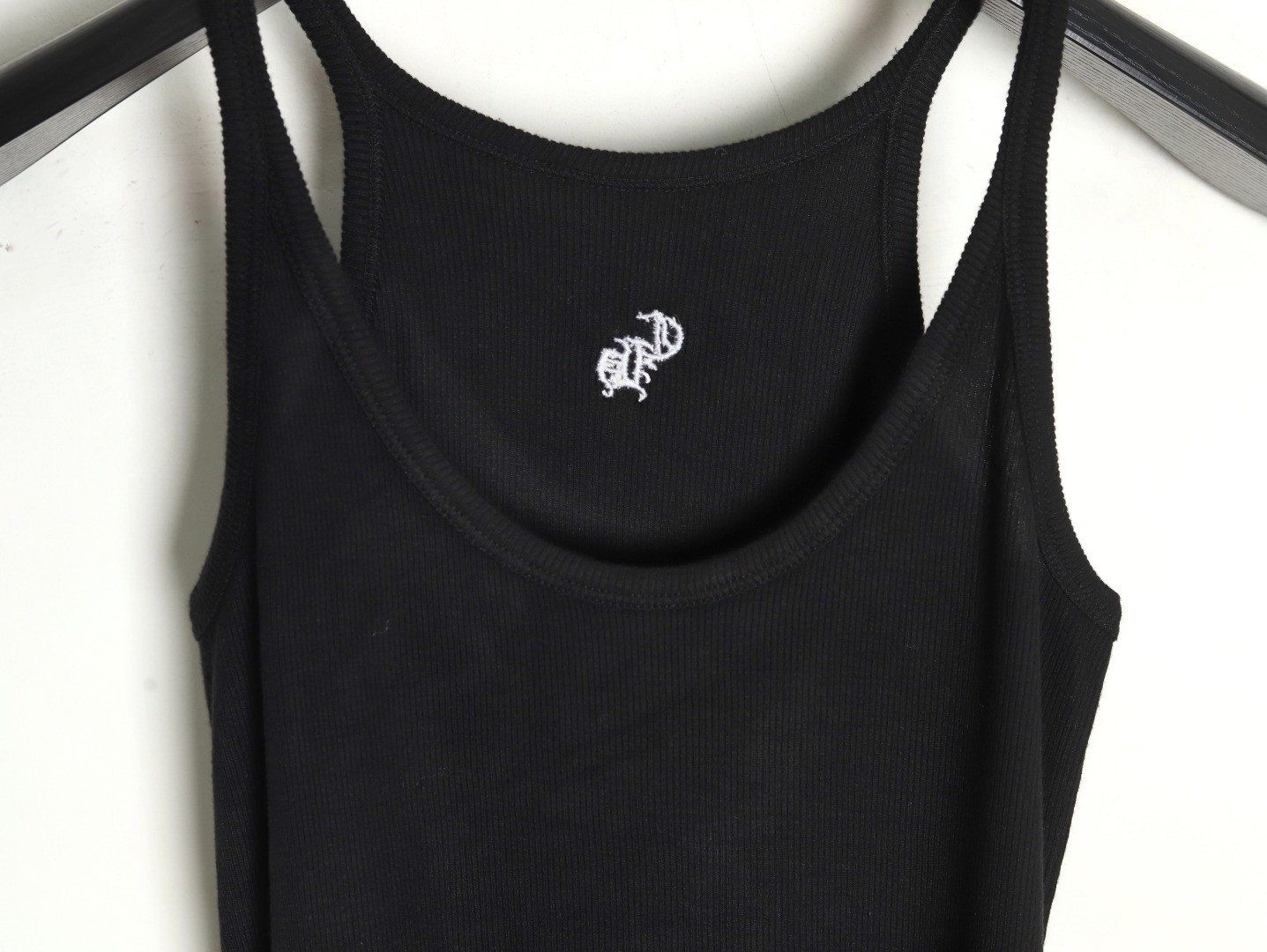 Ch**me He**ts ch knitting vest