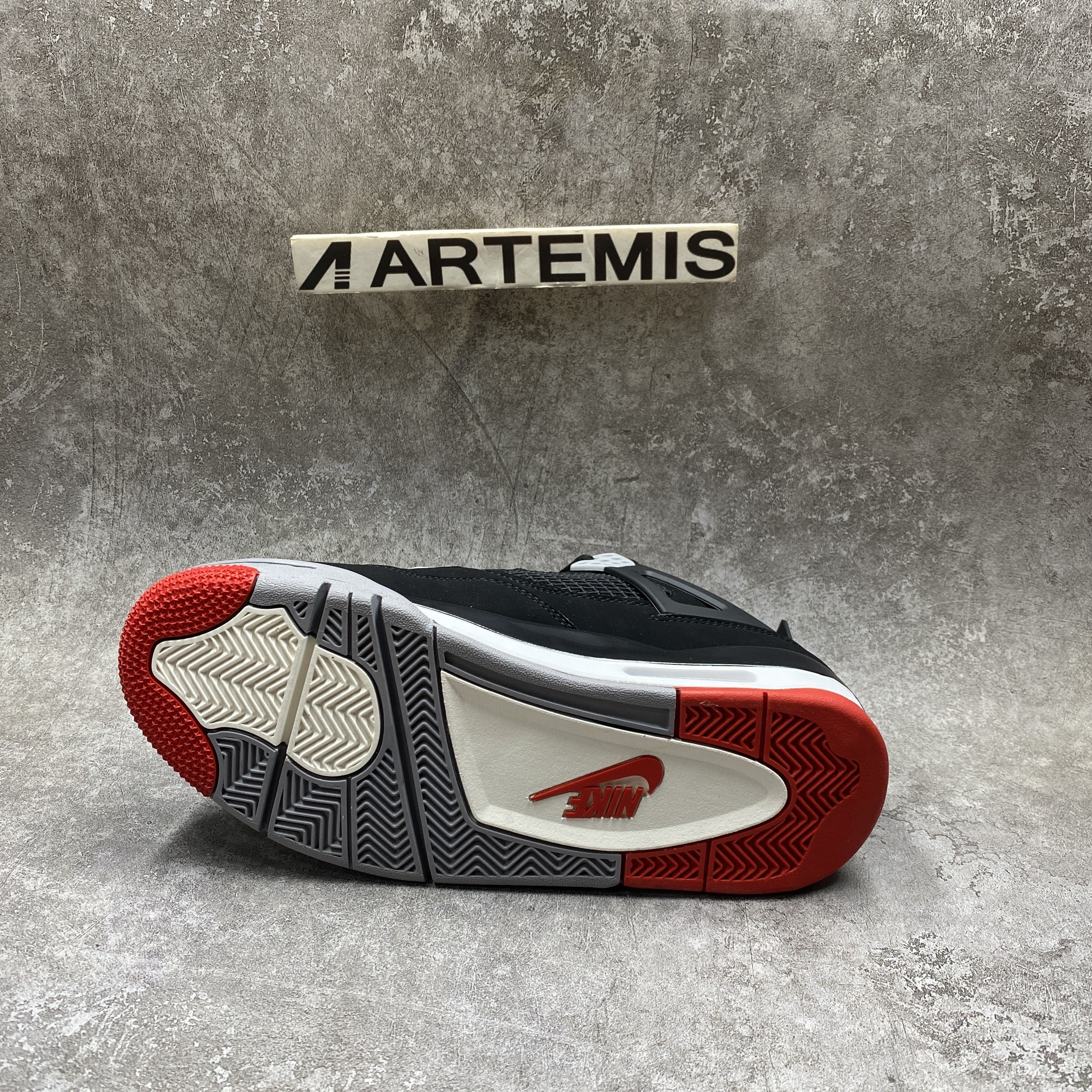 Air Jordan 4 Retro Bred (2019)