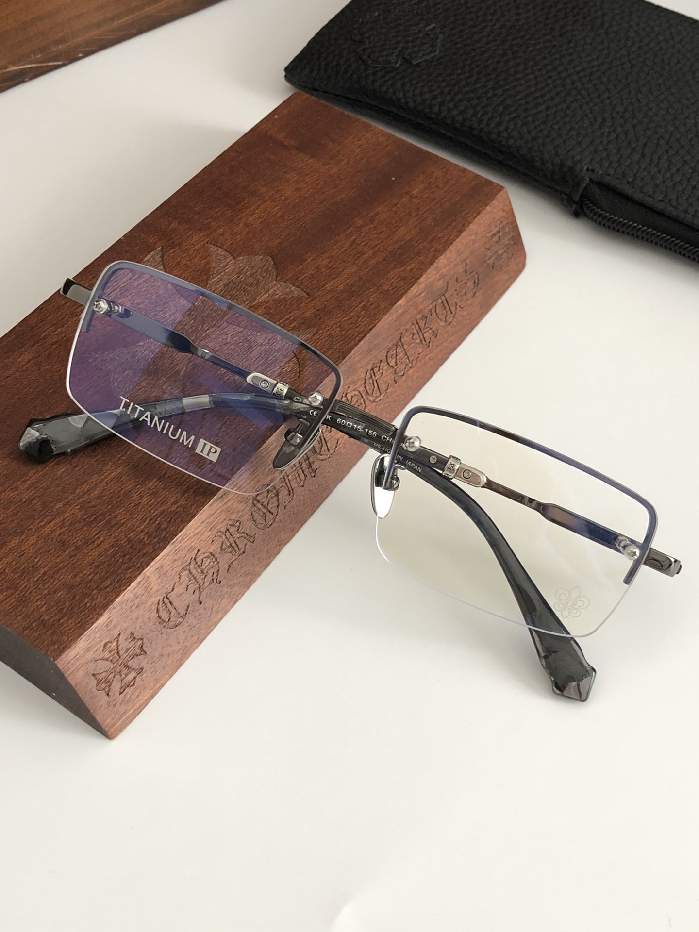 Ch**me He**ts glasses ch8289 60-15-156